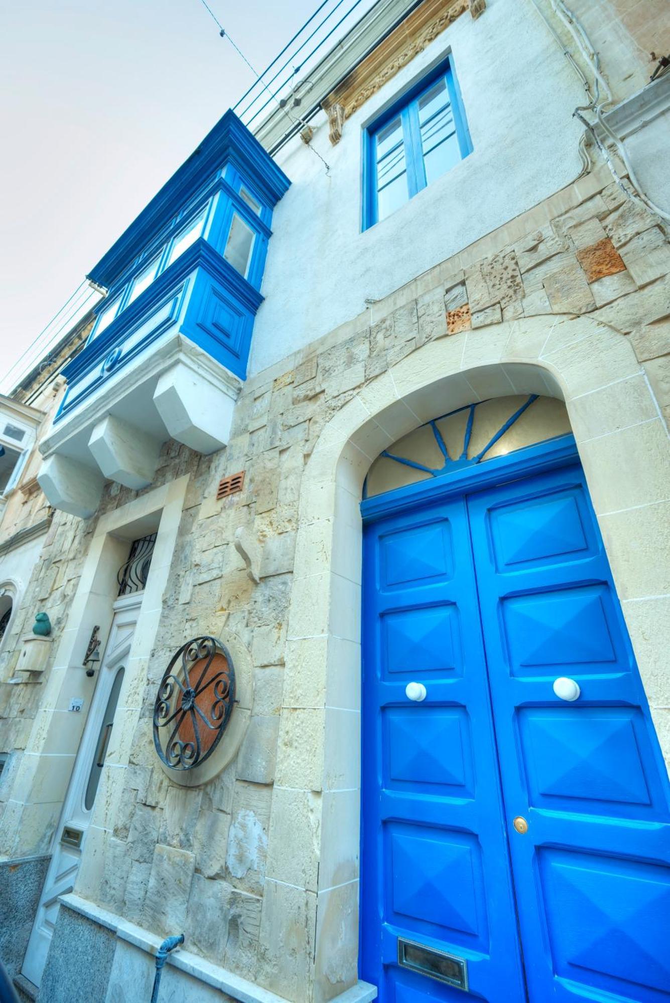 Seaview Sliema 30 Seconds To High Street & Ferry, 2X Double En-Suite Bedrooms, Modern Whole Traditional Townhouse, Kitchen, Living Area, & Roof Terrace Buitenkant foto