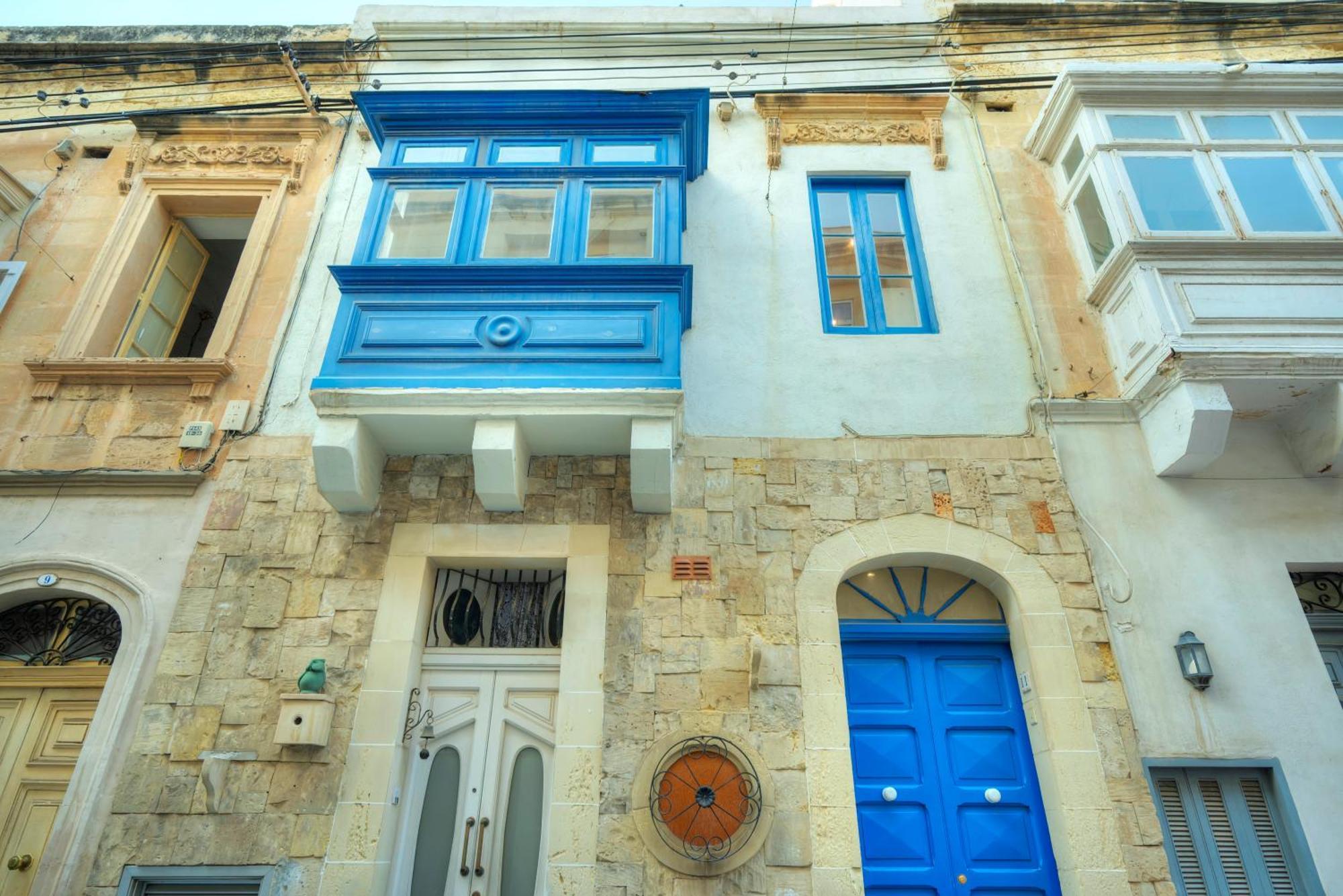 Seaview Sliema 30 Seconds To High Street & Ferry, 2X Double En-Suite Bedrooms, Modern Whole Traditional Townhouse, Kitchen, Living Area, & Roof Terrace Buitenkant foto